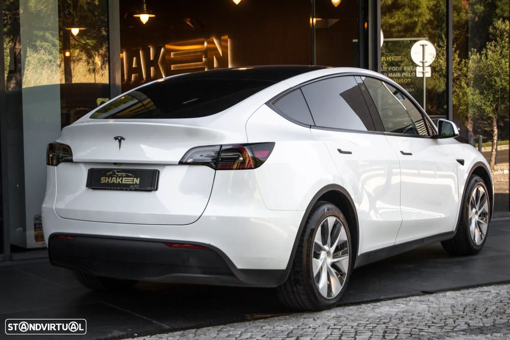 Tesla Model Y Tração Traseira - 4