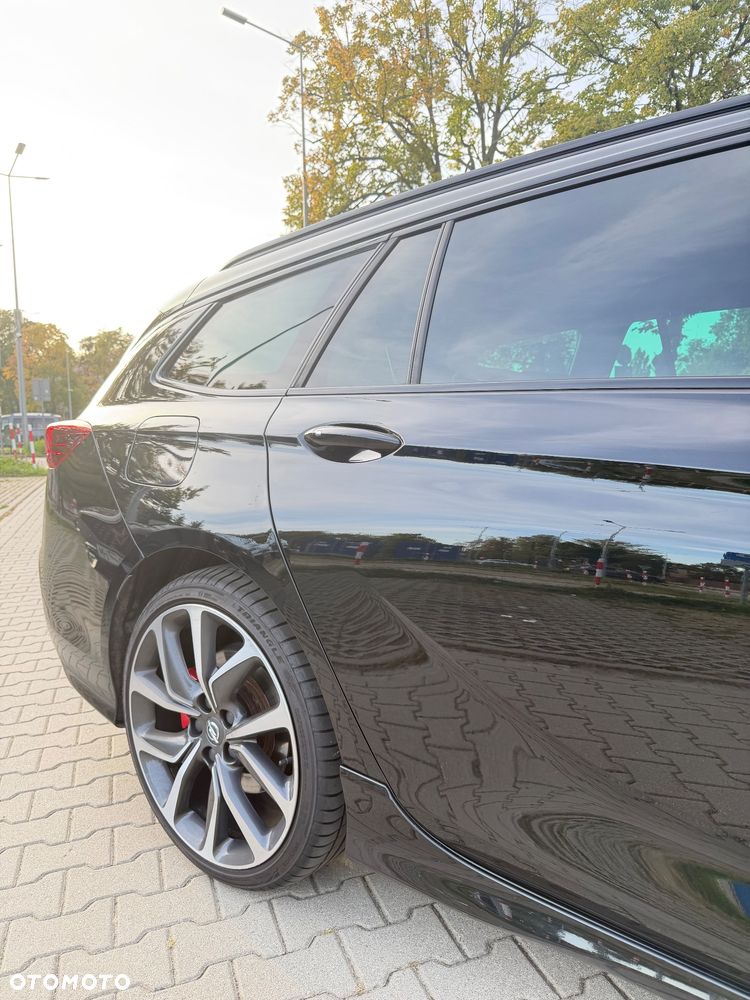 Opel Insignia 2.0 CDTI 4x4 GSi S&S - 4