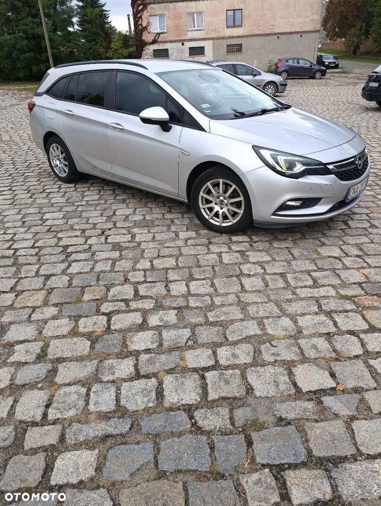 Opel Astra 1.6 CDTI DPF ecoFLEX TourerStart/Stop Edition - 2