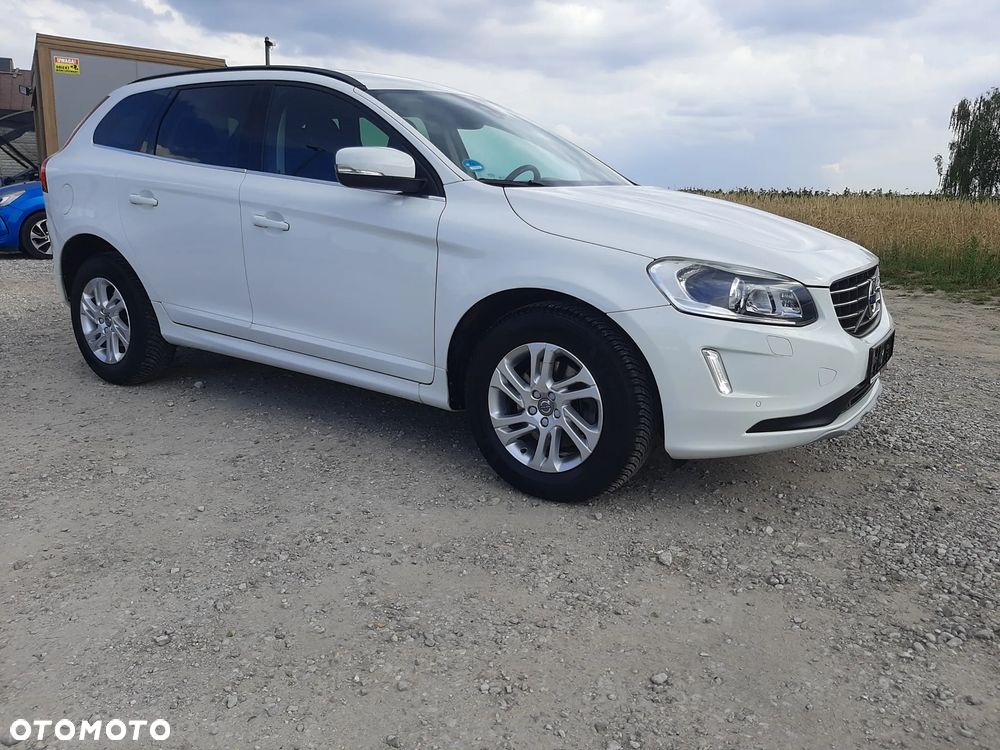 Volvo XC 60 - 4