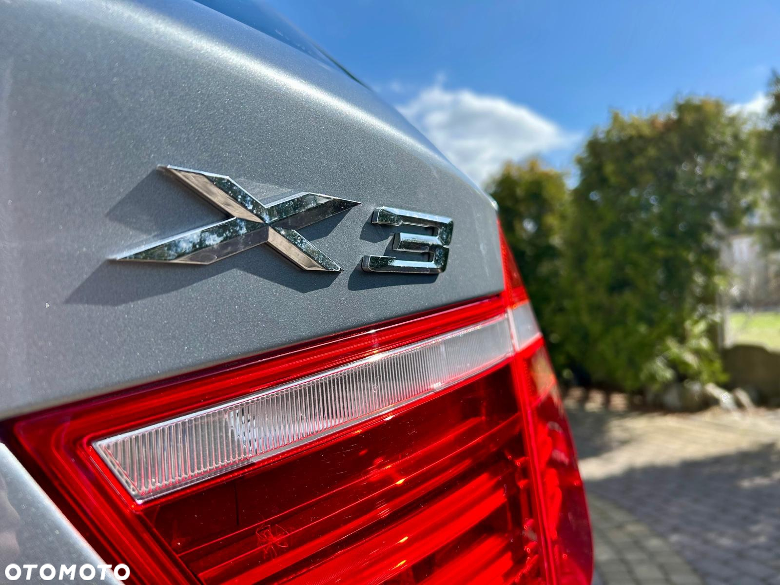 BMW X3 xDrive20d - 13