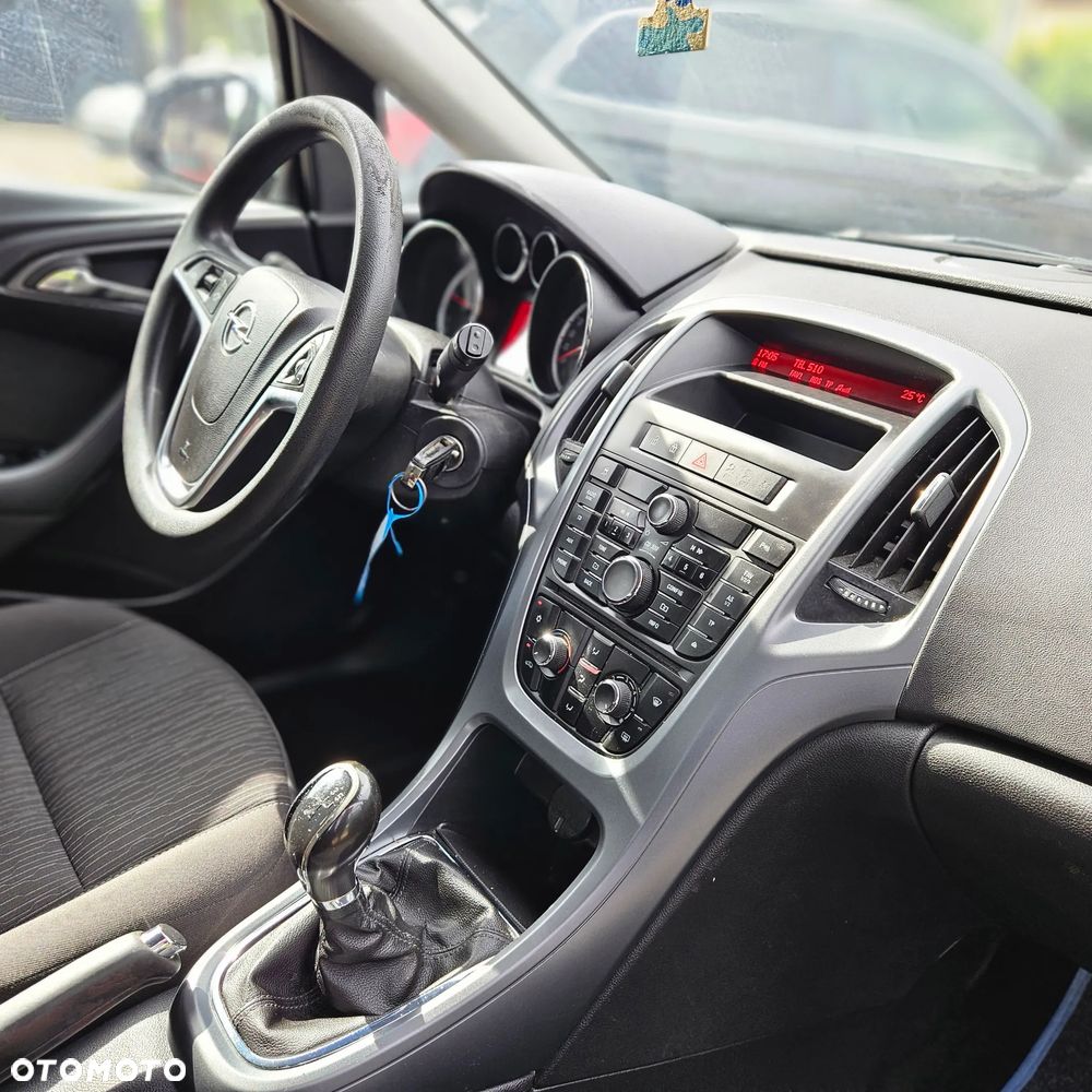 Opel Astra - 11