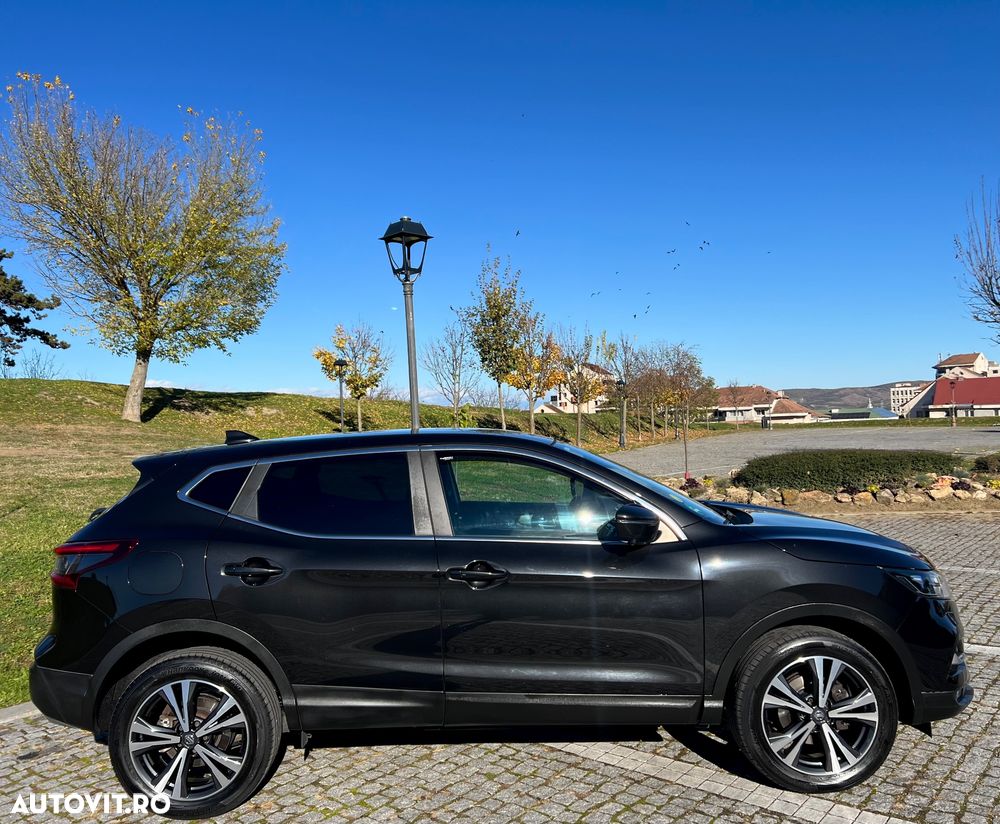 Nissan Qashqai 1.5 DCI N-CONNECTA - 10