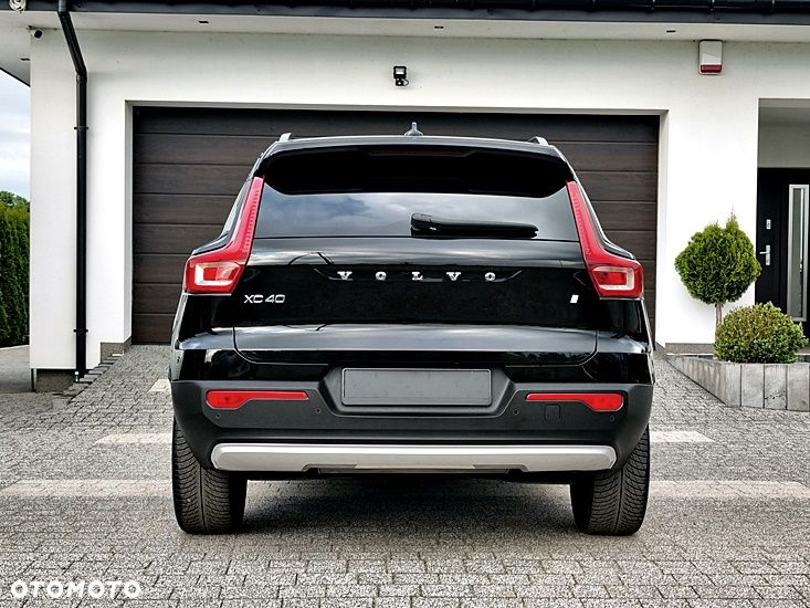 Volvo XC 40 D3 SCR Momentum Core - 11
