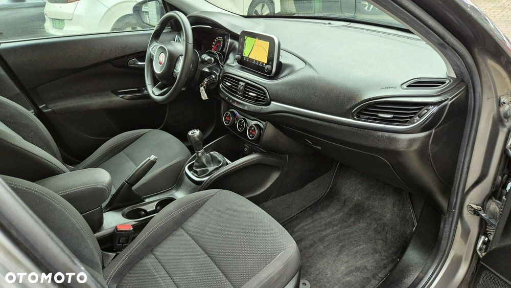 Fiat Tipo 1.3 MultiJet 16v Lounge - 12