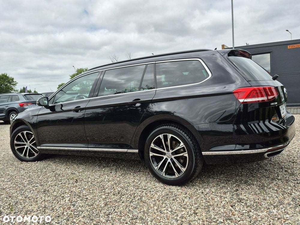 Volkswagen Passat - 31
