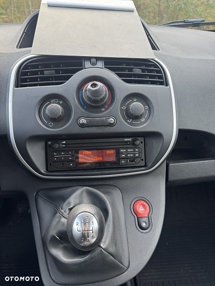 Renault KANGOO - 19