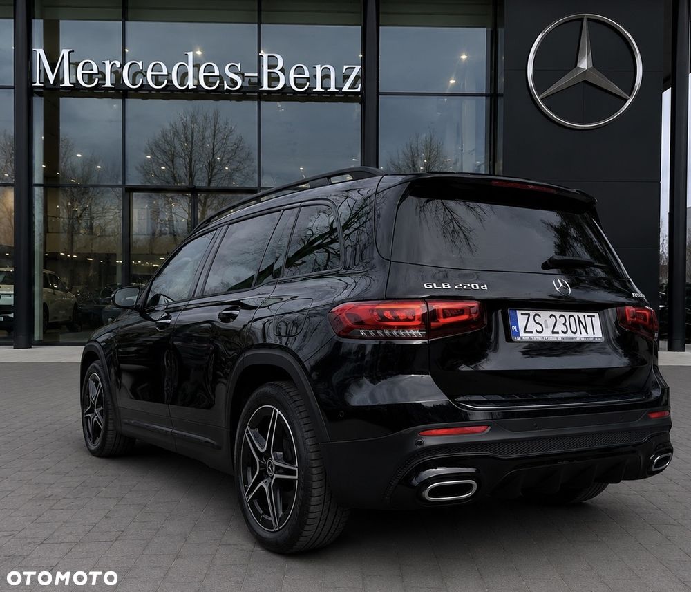 Mercedes-Benz GLB 220 d 4-Matic AMG Line 8G-DCT - 3