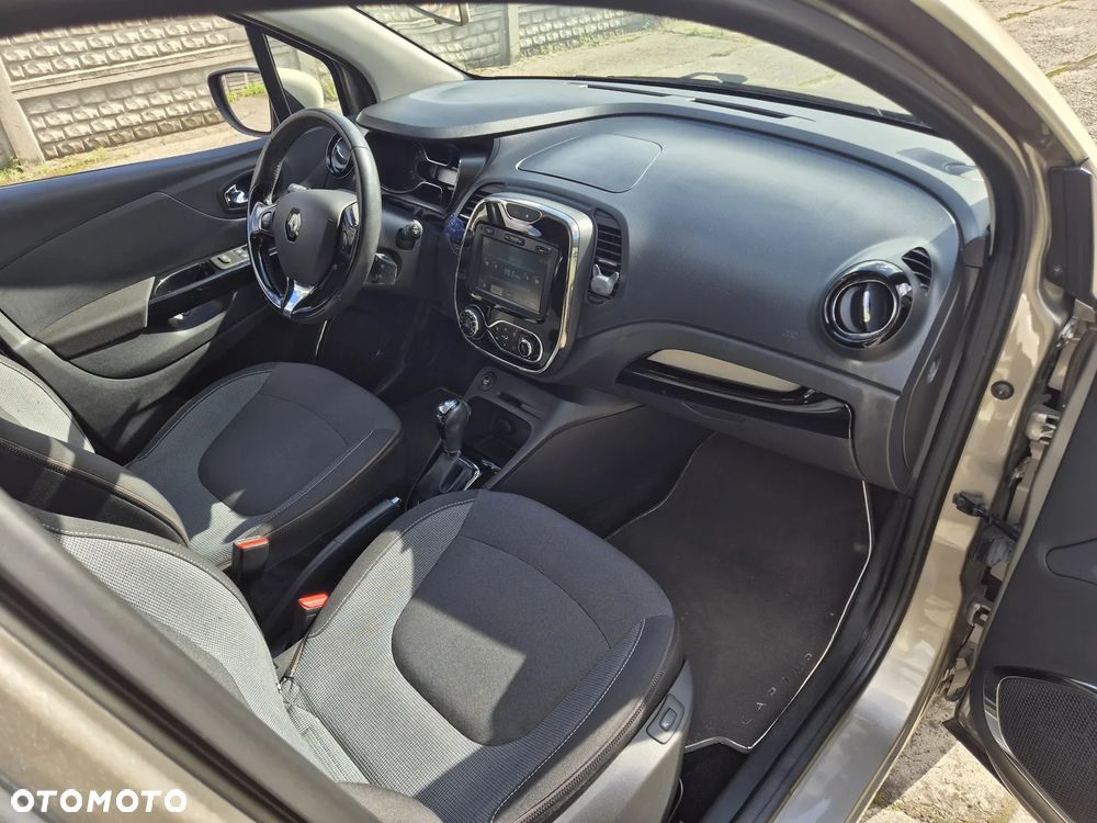 Renault Captur - 17
