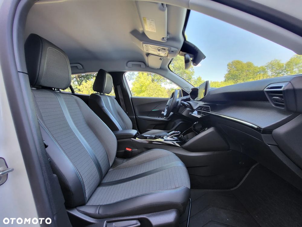 Peugeot 2008 - 17