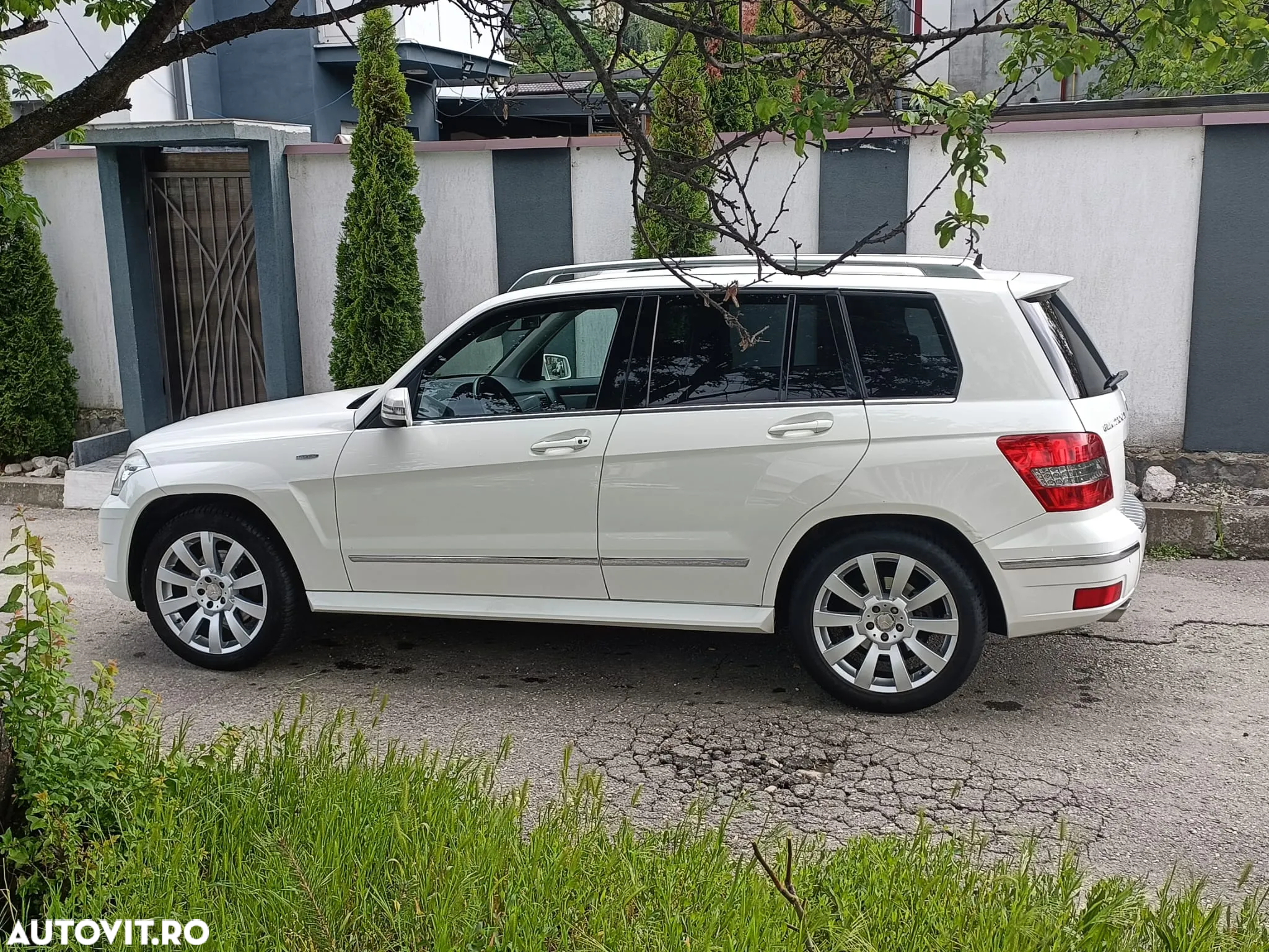 Mercedes-Benz GLK 220 CDI 4Matic (BlueEFFICIENCY) 7G-TRONIC - 2