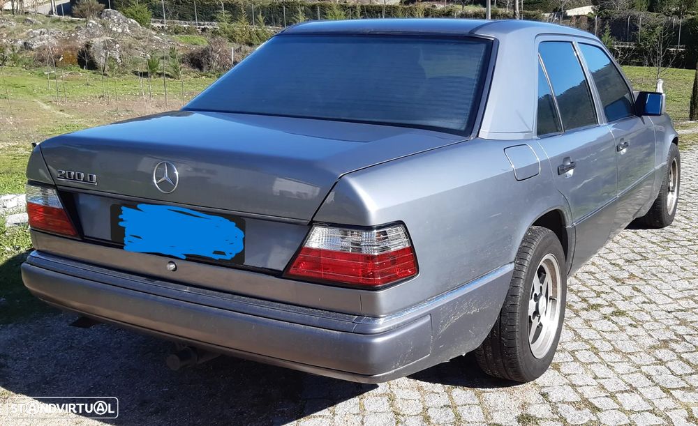 Mercedes-Benz W124 (1984-1997) 200 D - 1