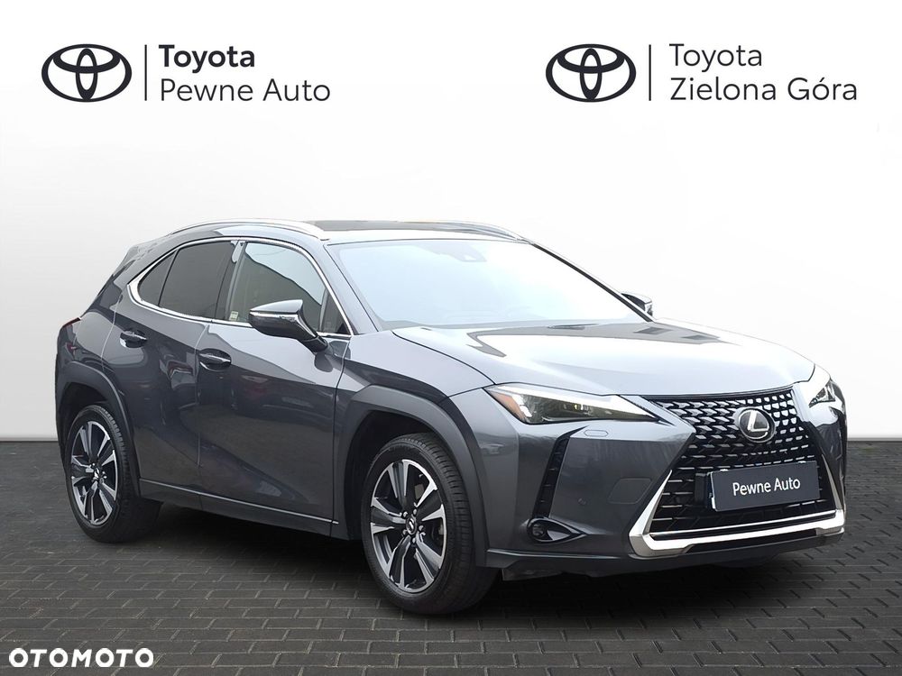 Lexus UX - 1
