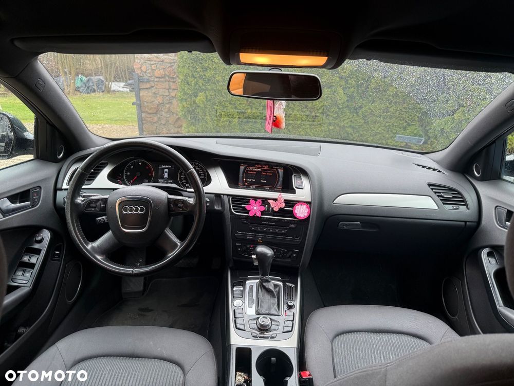 Audi A4 Avant 2.0 TDI Multitronic - 9