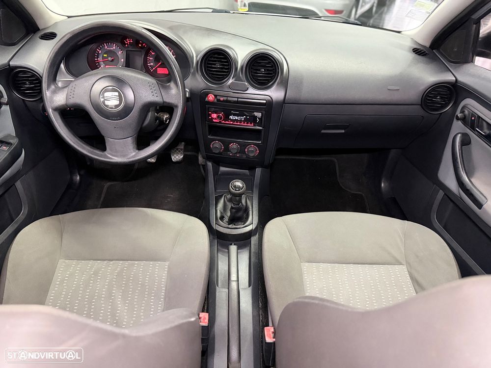 SEAT Ibiza 1.2 12V Reference - 16