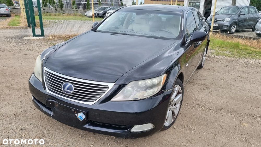 Lexus LS 600h Ambience h - 15