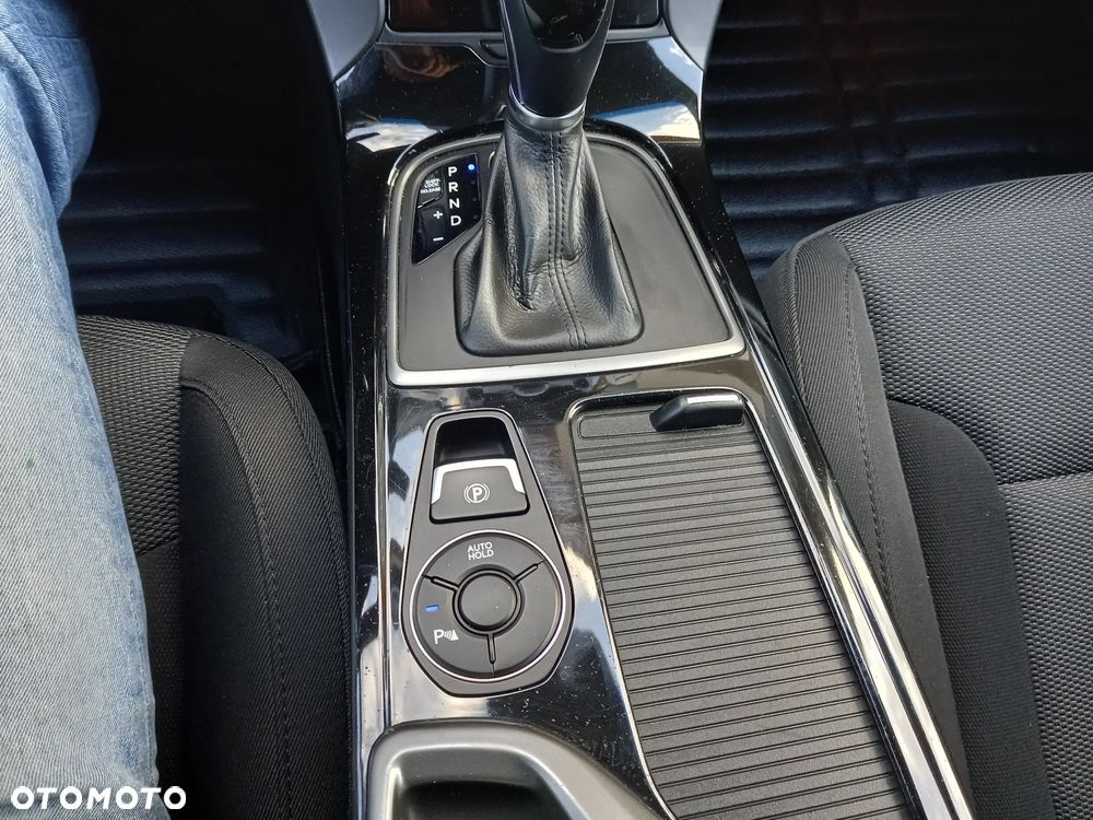 Hyundai i40 Kombi 2.0 Automatik Premium - 29