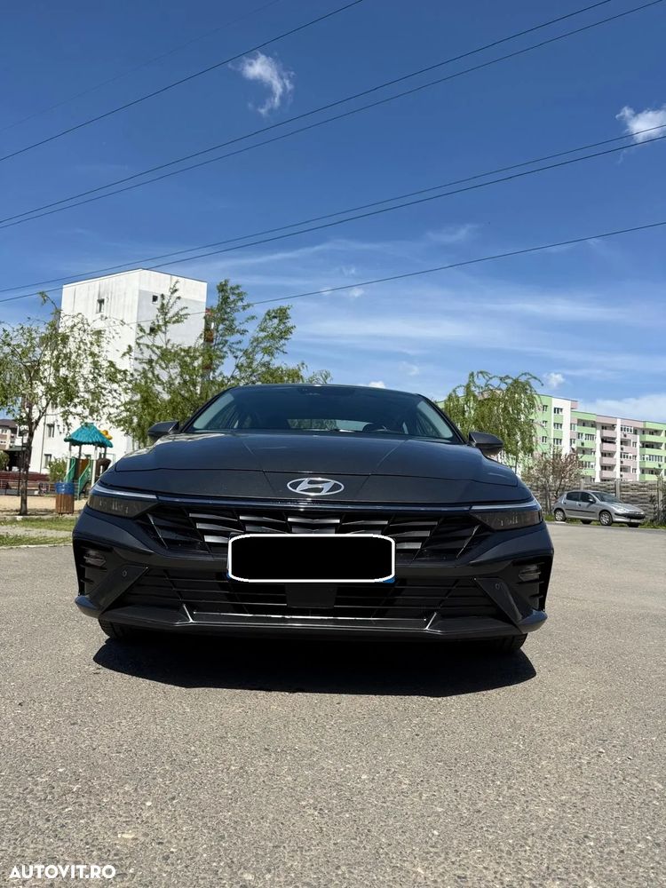 Hyundai Elantra 1.6 l 123 CP CVT Highway - 4