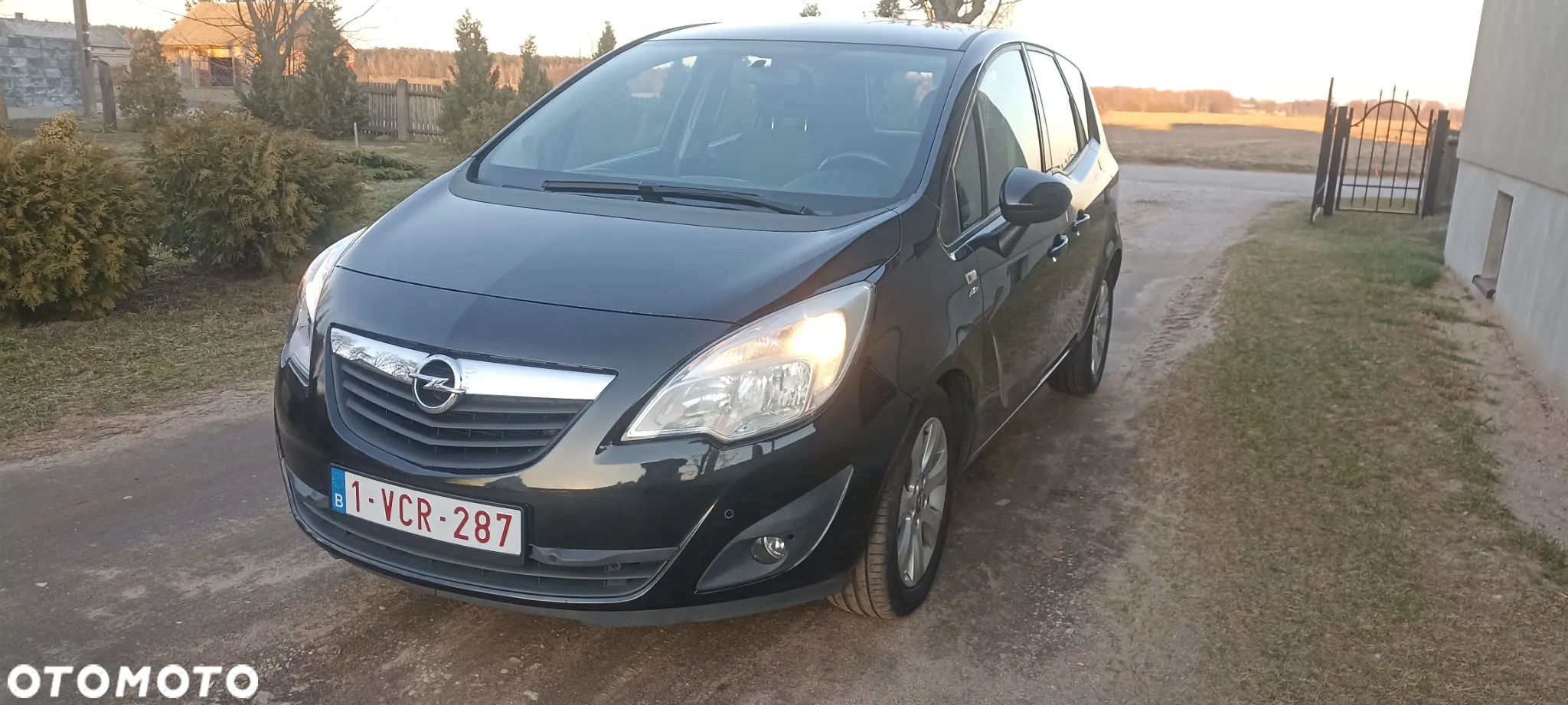 Opel Meriva 1.3 CDTI Cosmo ecoFLEX - 2