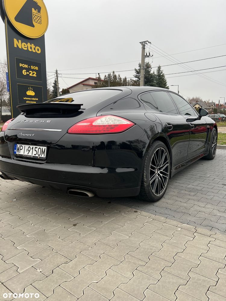 Porsche Panamera PDK - 3