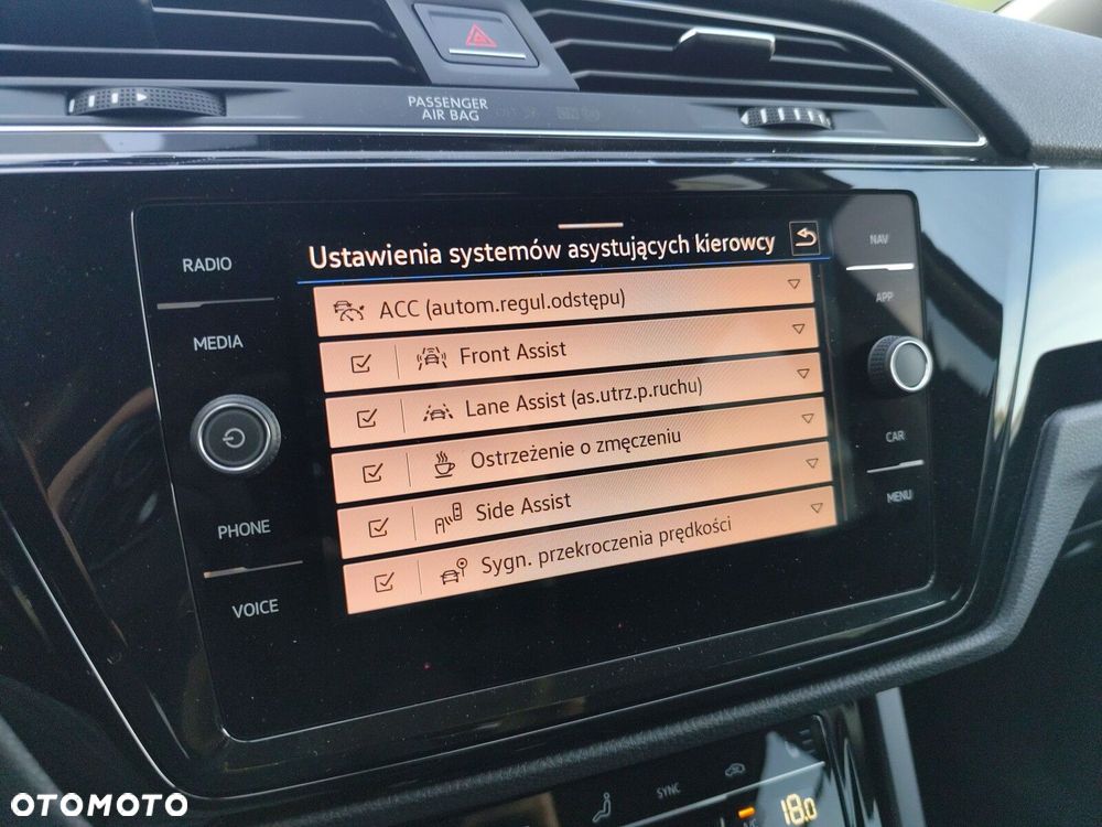 Volkswagen Touran 1.5 TSI EVO Highline DSG - 29