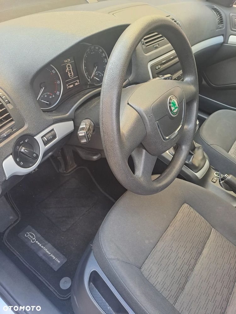 Skoda Octavia 1.8 TSI IMPULS EDITION - 16