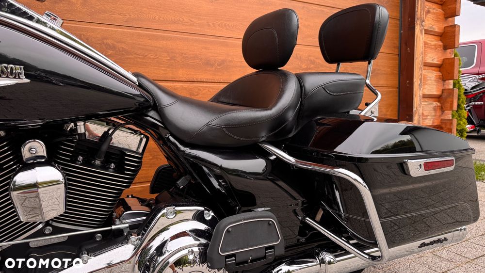 Harley-Davidson Touring Road King - 21