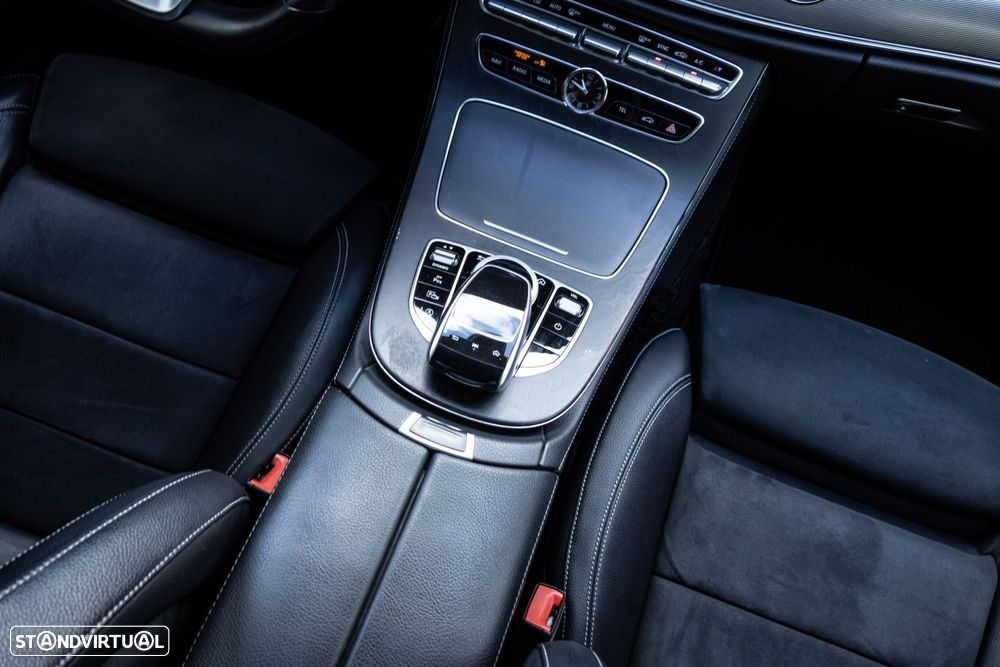 Mercedes-Benz E 220 d AMG Line - 23