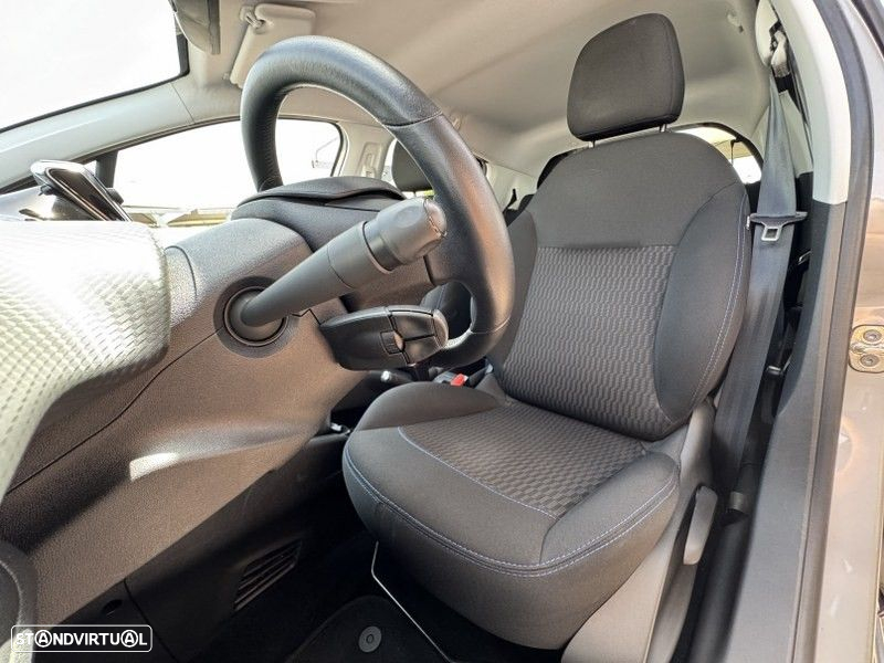 Peugeot 208 1.5 BlueHDi Signature - 3
