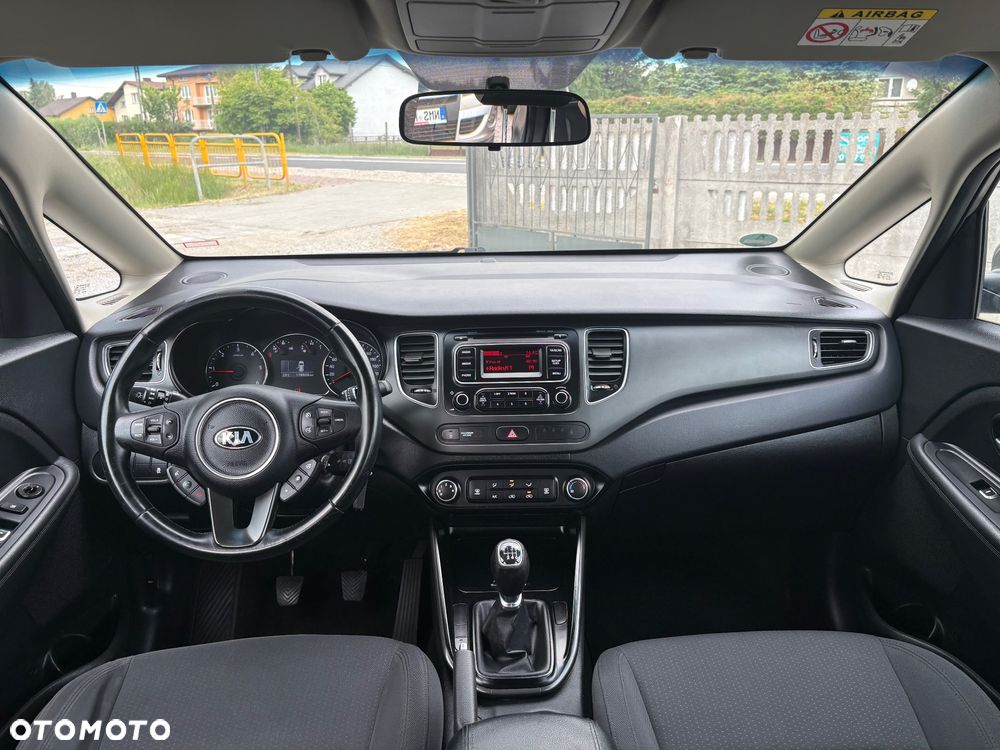 Kia Carens 1.7 CRDi Spirit - 36