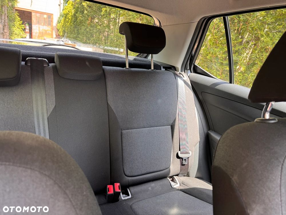 Skoda Fabia 1.2 TSI Active - 6