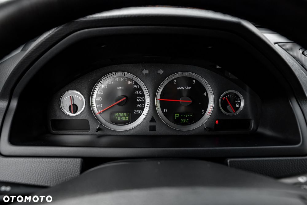 Volvo XC 90 D5 Momentum - 32