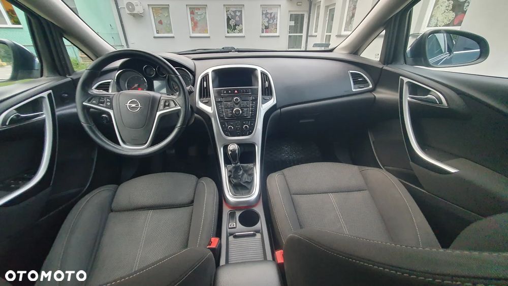 Opel Astra 1.7 CDTI DPF ecoFLEX Start/Stop Exklusiv - 8