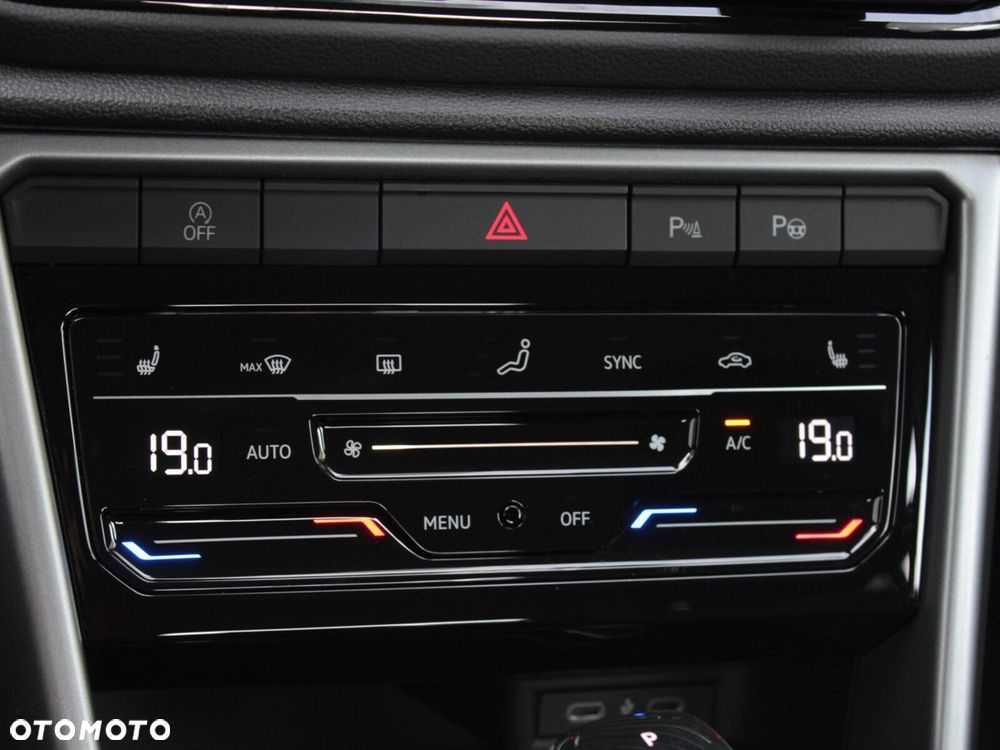 Volkswagen T-Roc 1.5 TSI Life DSG - 22