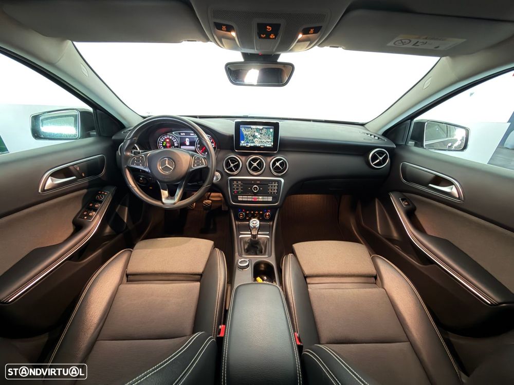 Mercedes-Benz A 180 d Style - 11
