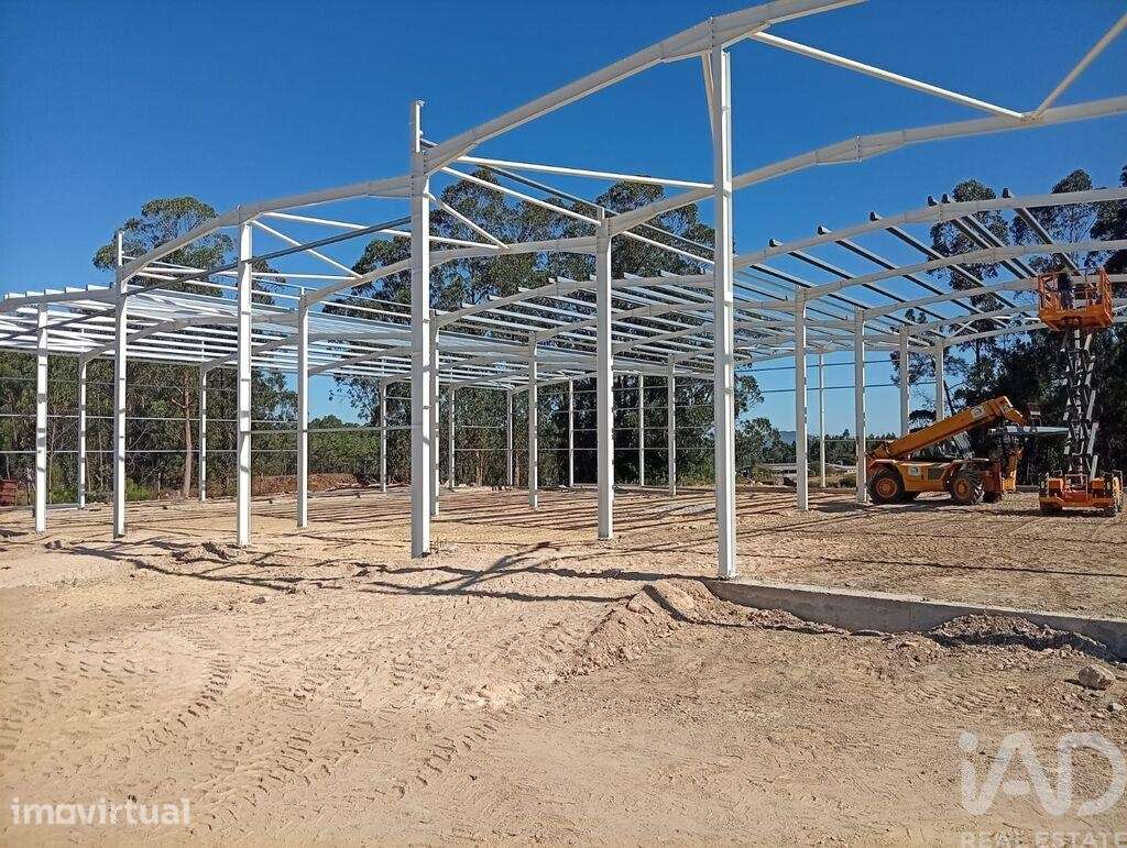 Prédio em Cristelo de 300 m2 - Grande imagem: 4/11