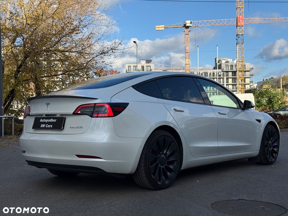 Tesla Model 3 Performance AWD - 3