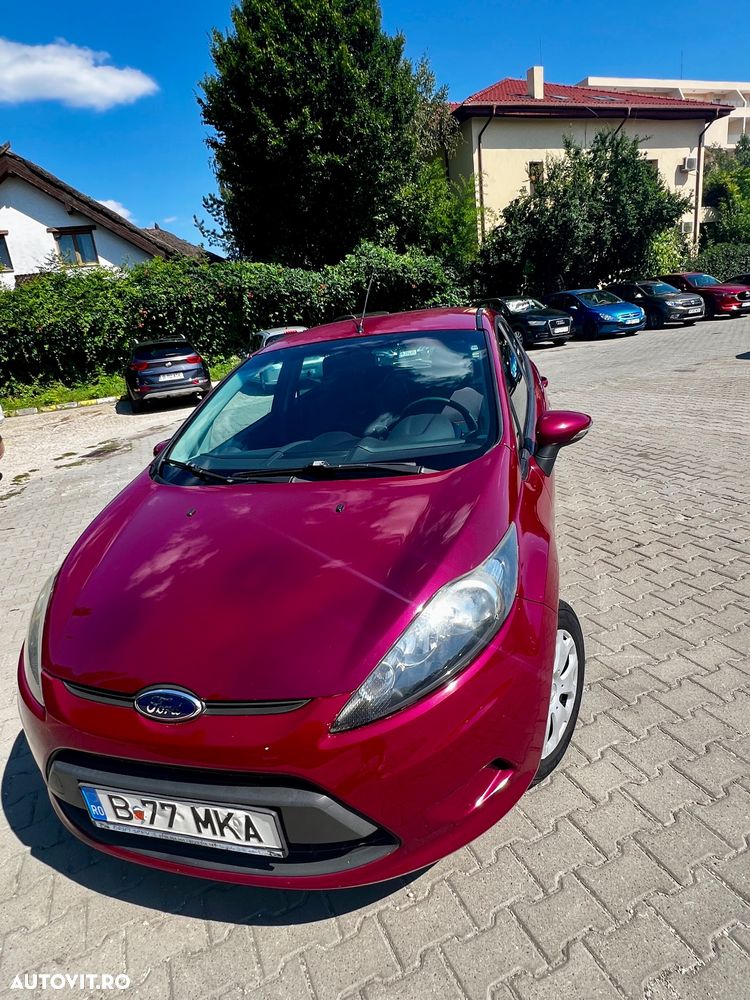 Ford Fiesta 1.3i Ambiente - 3