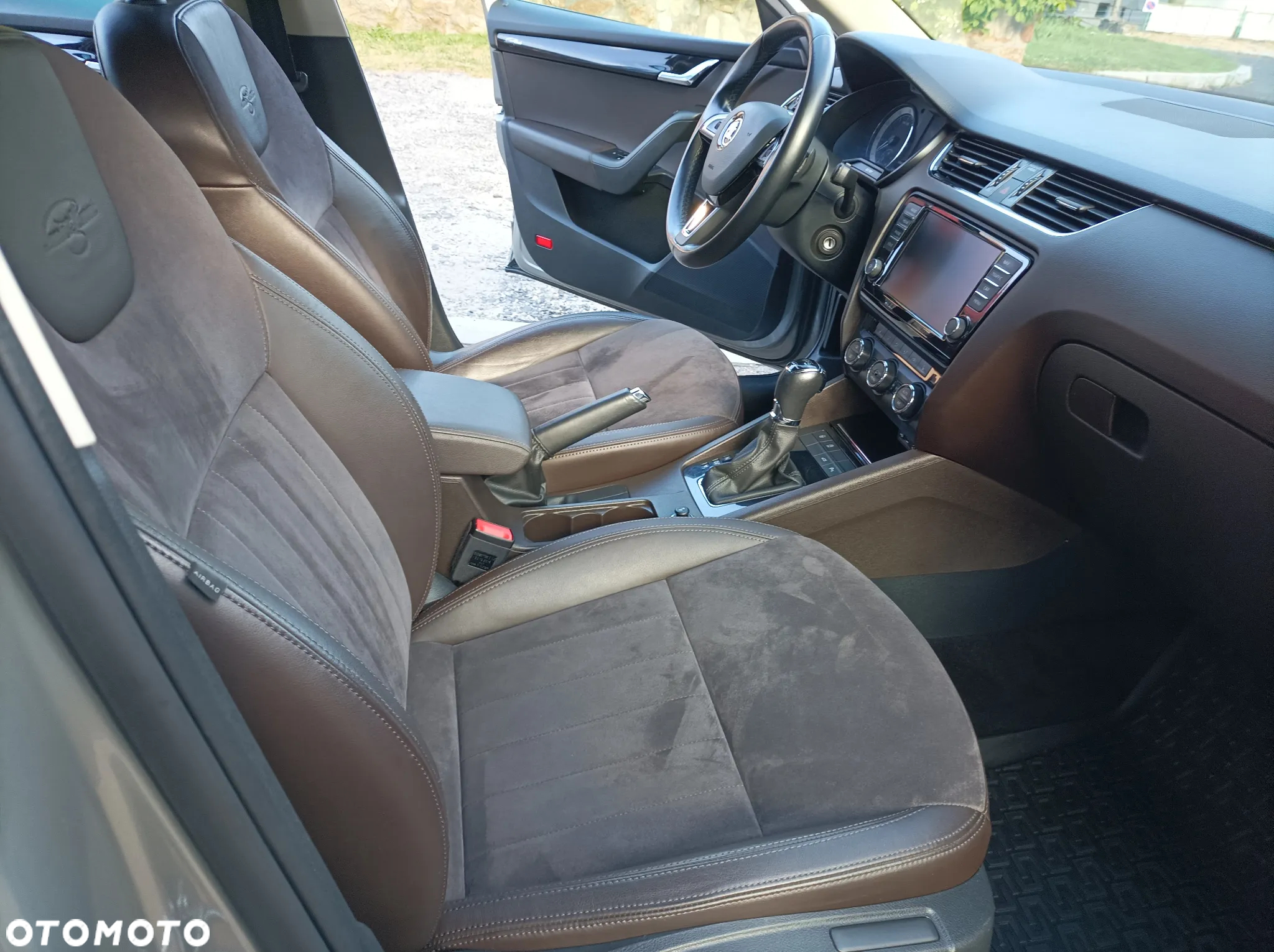 Skoda Octavia 1.8 TSI DSG L&K - 20