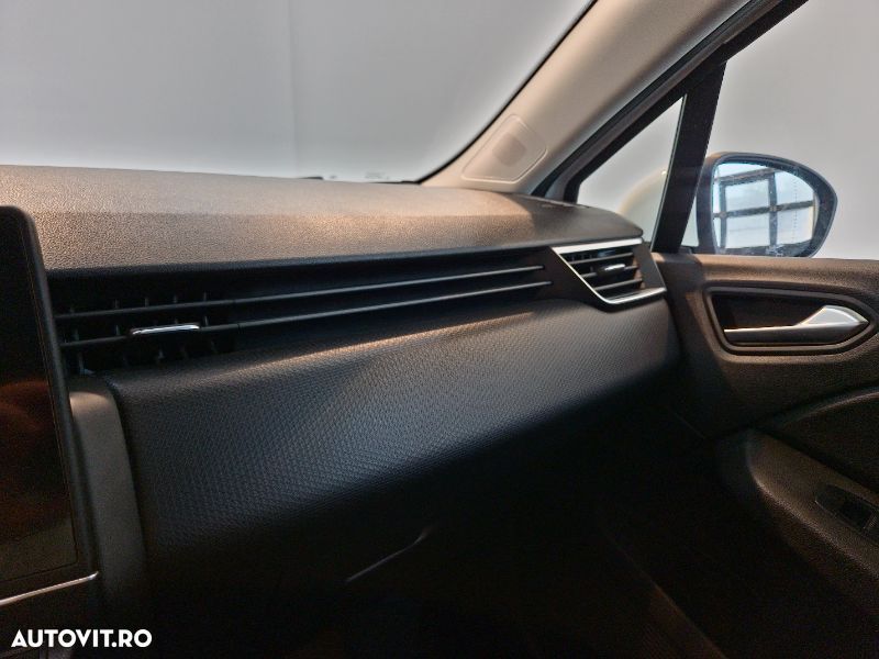 Renault Clio - 25