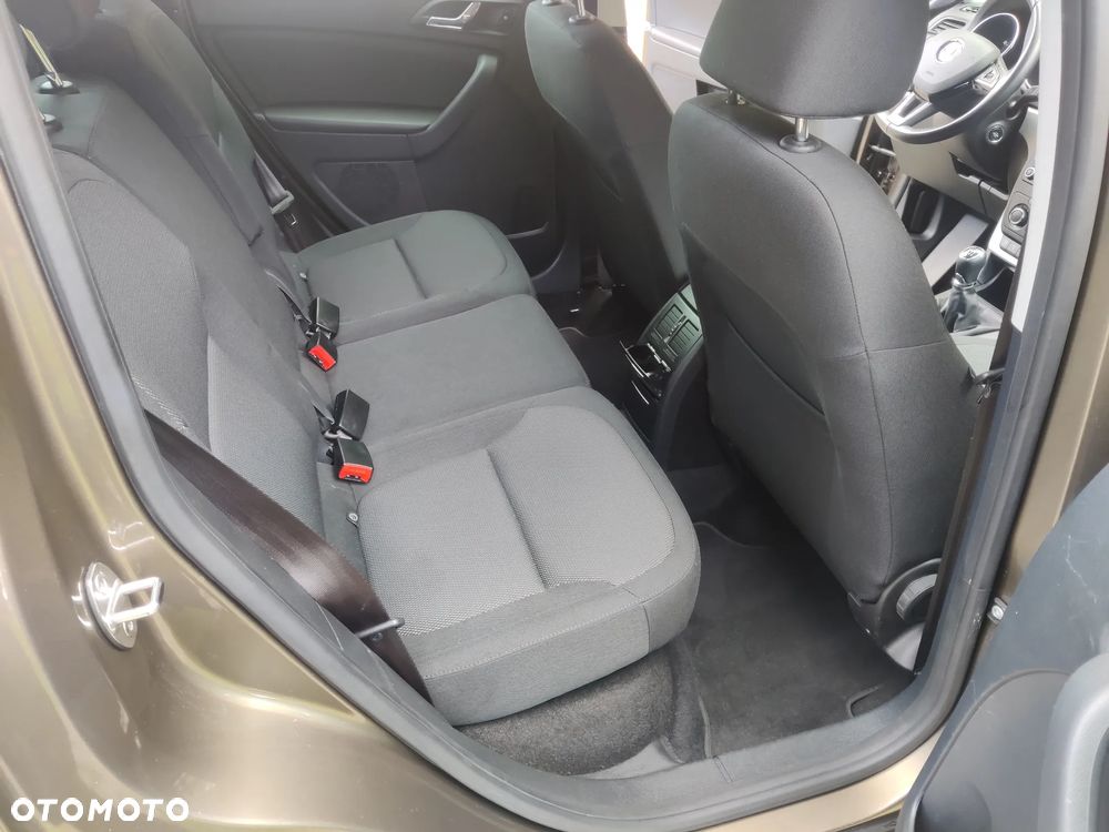 Skoda Yeti 1.4 TSI Ambition PLUS EDITION - 25