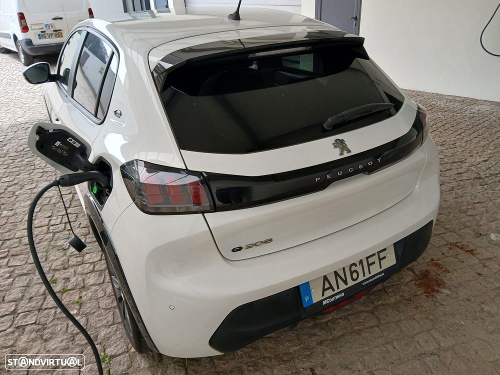 Peugeot e-208 50 kWh GT Line - 2