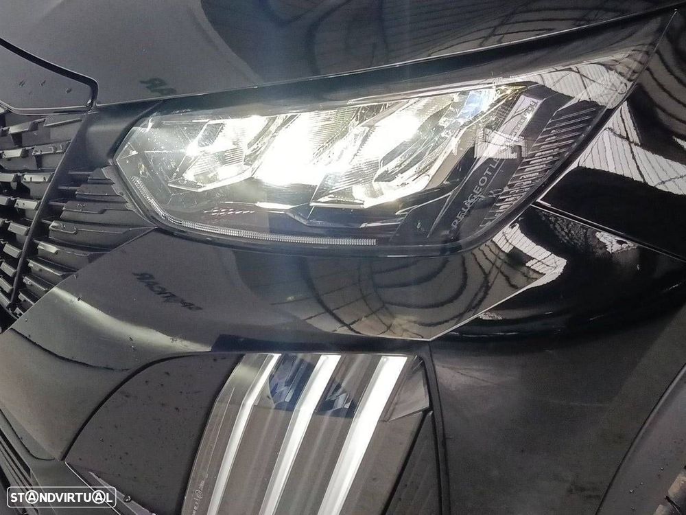 Peugeot 2008 1.2 PureTech Style - 25