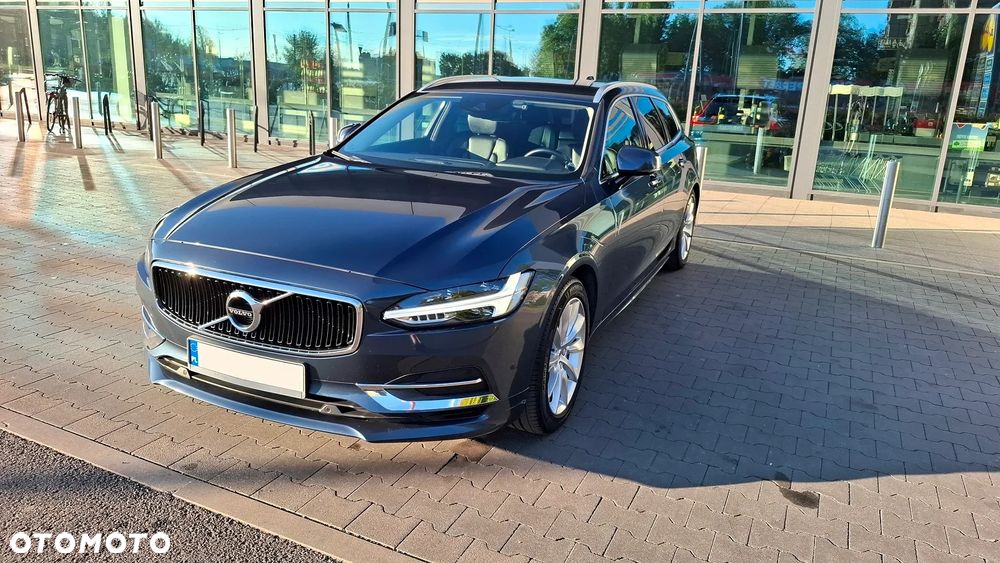 Volvo V90 D3 Momentum - 4