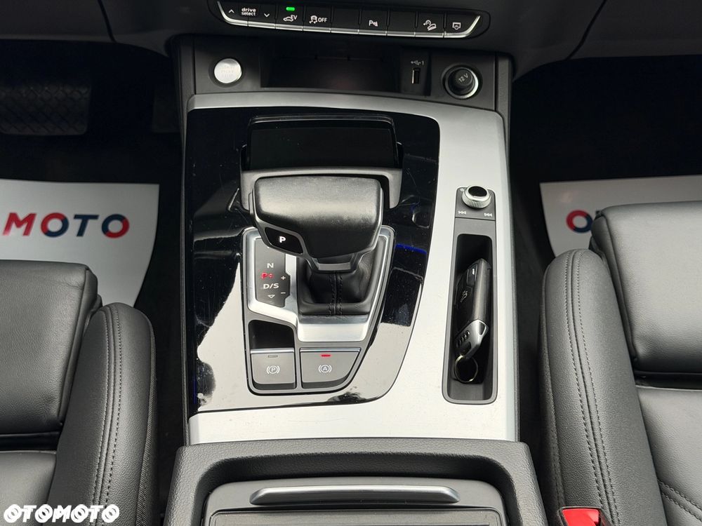 Audi Q5 50 TFSI e Quattro Sport S tronic - 19