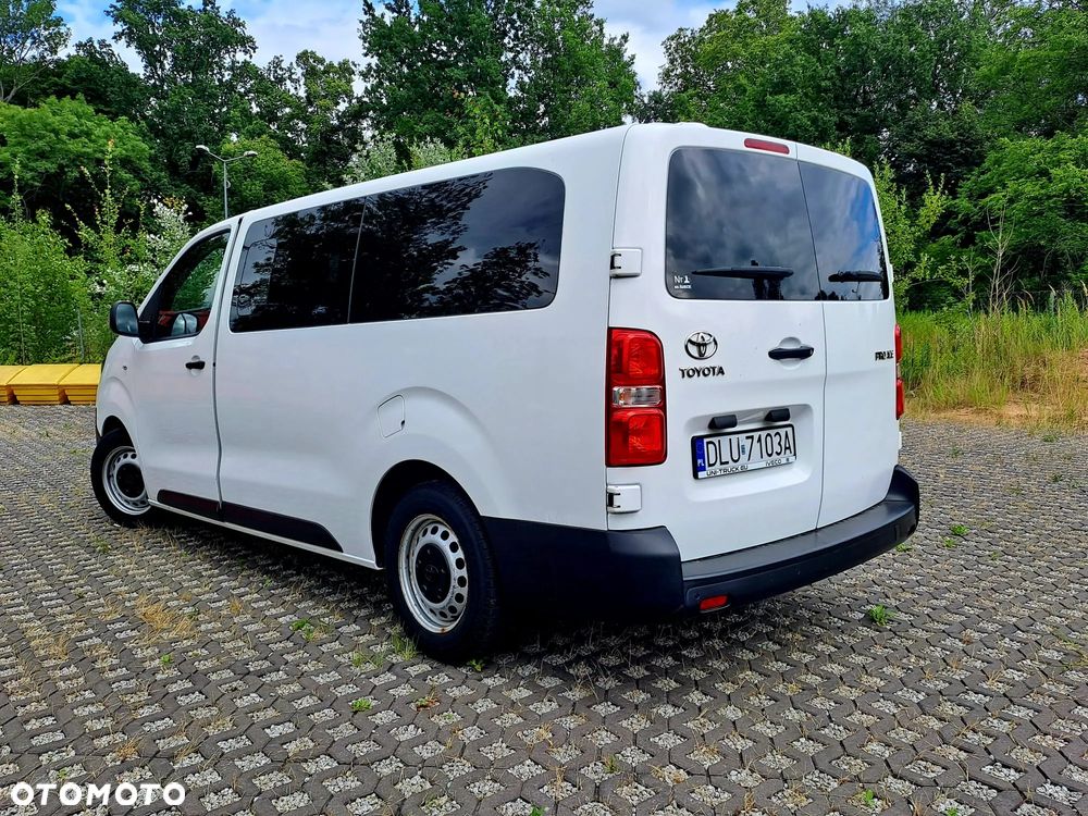 Toyota ProAce Kombi D-4D Long 2,8t - 5