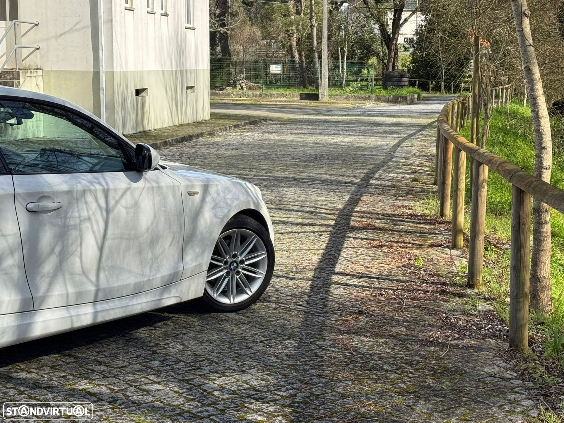 BMW 120 - 6