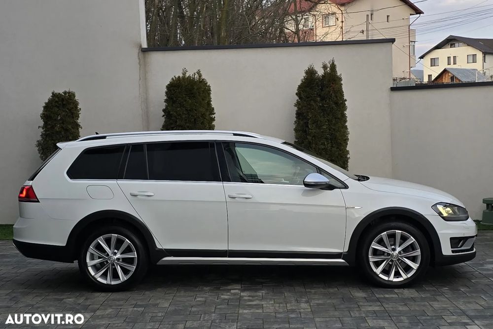 Volkswagen Golf 2.0 TDI SCR 4Motion DSG Alltrack - 29