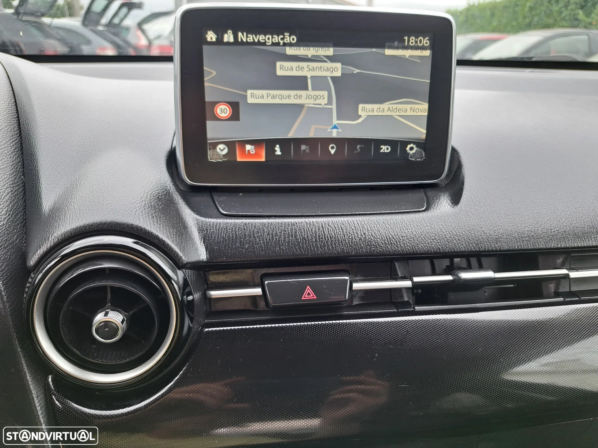 Mazda 2 1.5 Sky.Excellence Pack HS Navi - 16