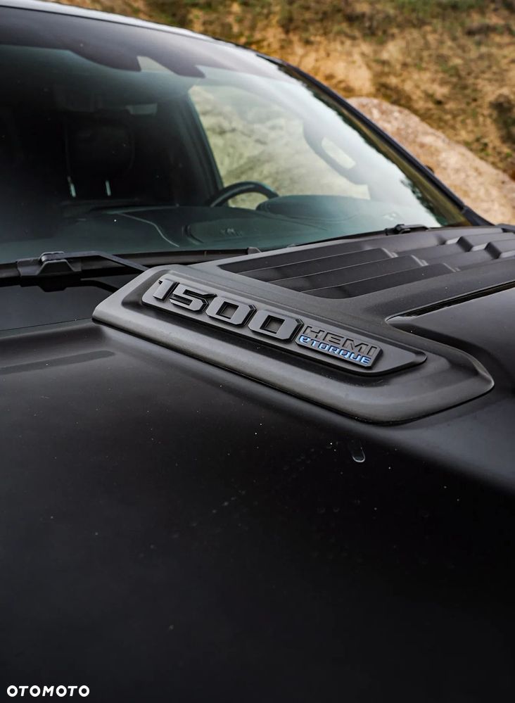 RAM 1500 5.7 eTorque Crew Cab Shortbed Limited Black - 8